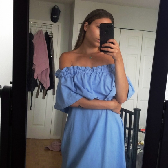 Meet your Posher, Genevieve - Picture 2 of 5